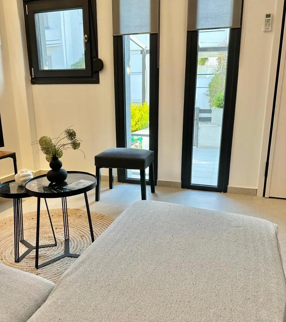 K.G Apartment Pefkochori 0*,