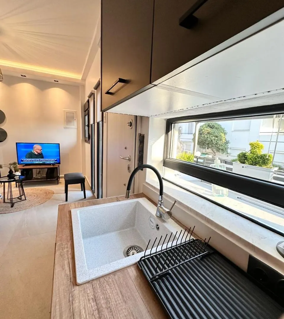 K.G Apartment 佩科霍里 0*,